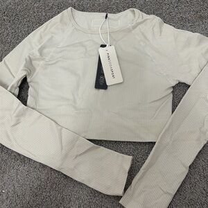 Pink Soda Sport cropped shirt
